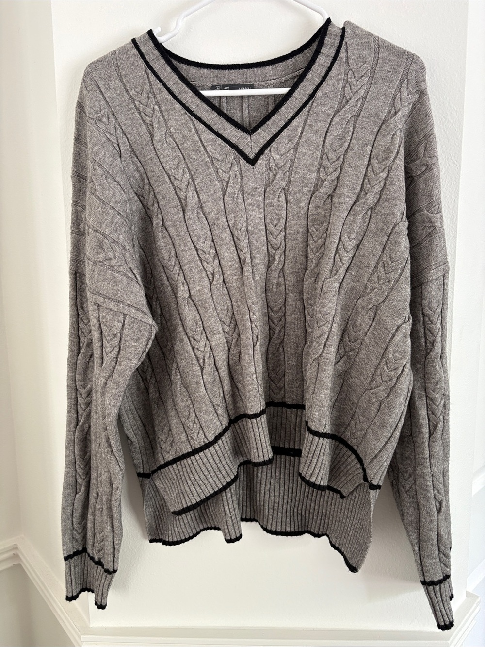 Adriana Papell V-Neck cable knit sweater grey with black trim